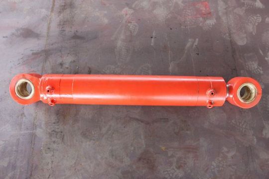 點擊查看詳細信息<br>標題：150截割頭伸縮油缸 閱讀次數：2777