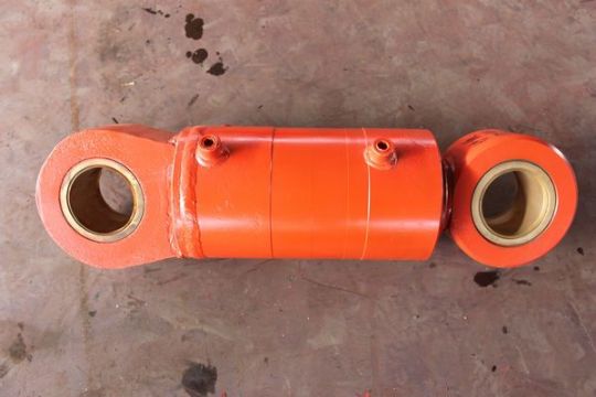 點擊查看詳細信息<br>標題：150后支撐油缸 閱讀次數：2750